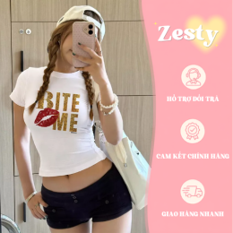 Mẫu mặc chụp thực tế Áo Croptop Zesty Áo Croptop Zesty Basic Organic Đen